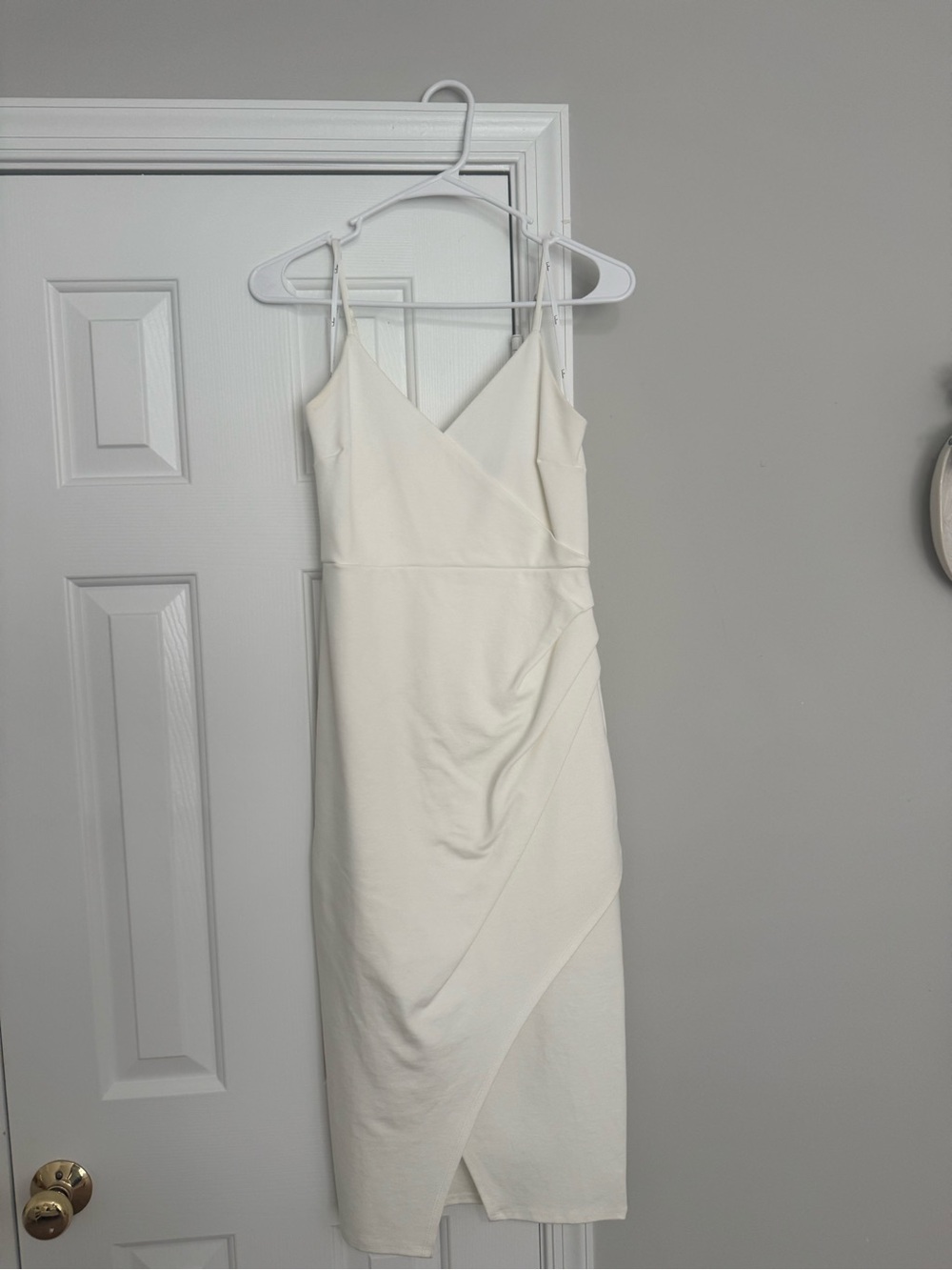 White Bodycon Midi Dress- only worn ONCE